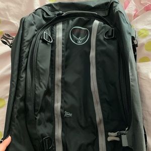 LIKE NEW Osprey Porter 46 backpack/duffel